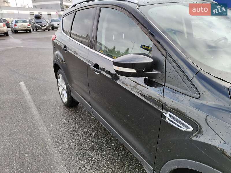 Внедорожник / Кроссовер Ford Escape 2015 в Львове
