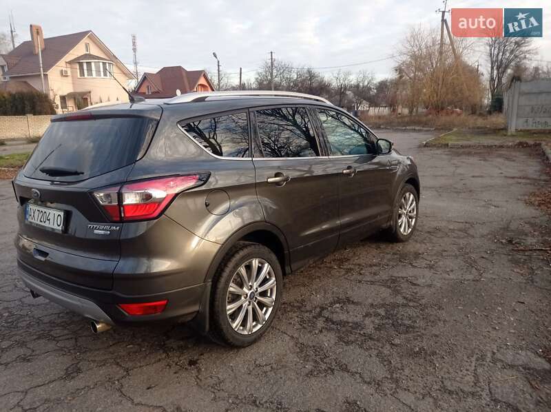 Внедорожник / Кроссовер Ford Escape 2017 в Змиеве