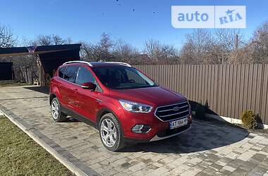 Позашляховик / Кросовер Ford Escape 2019 в Коломиї