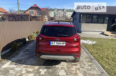 Позашляховик / Кросовер Ford Escape 2019 в Коломиї