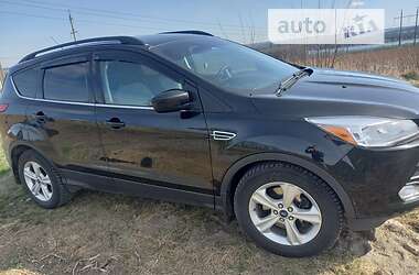 Внедорожник / Кроссовер Ford Escape 2014 в 