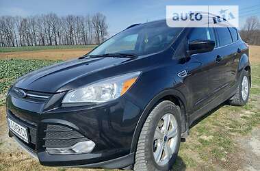 Внедорожник / Кроссовер Ford Escape 2014 в 