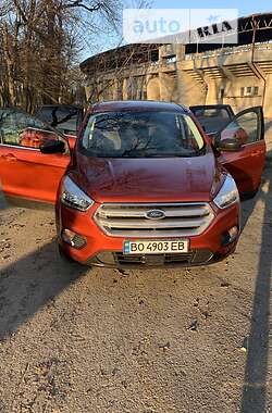 Внедорожник / Кроссовер Ford Escape 2018 в Тернополе