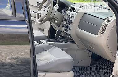Внедорожник / Кроссовер Ford Escape 2008 в 