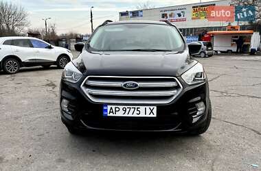 Внедорожник / Кроссовер Ford Escape 2017 в Запорожье