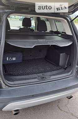 Внедорожник / Кроссовер Ford Escape 2015 в Кривом Роге