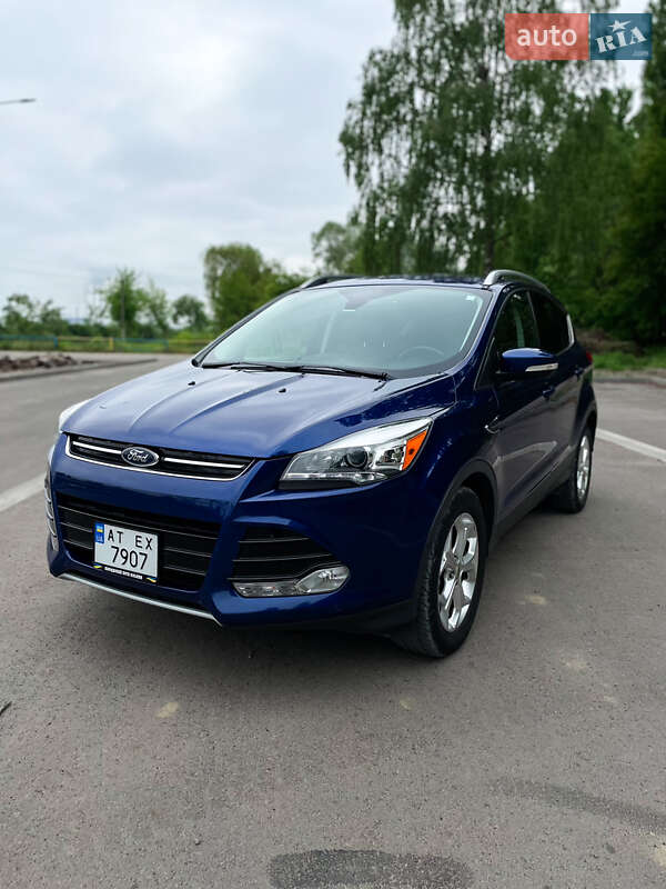 Позашляховик / Кросовер Ford Escape 2015 в Бурштині