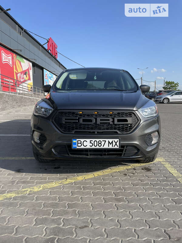 Позашляховик / Кросовер Ford Escape 2019 в Буську