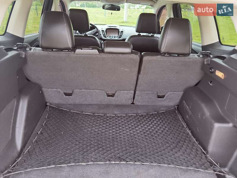 Внедорожник / Кроссовер Ford Escape 2017 в Яворове