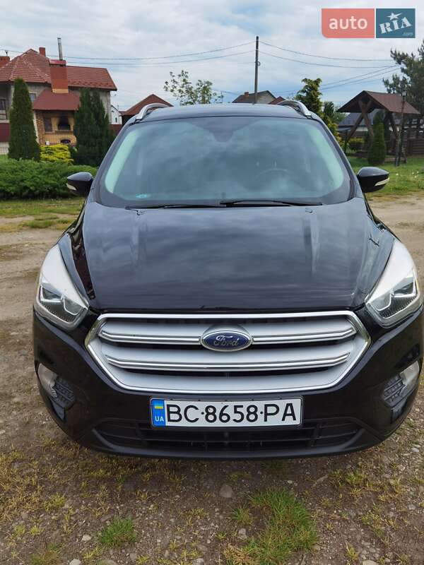 Внедорожник / Кроссовер Ford Escape 2017 в Яворове