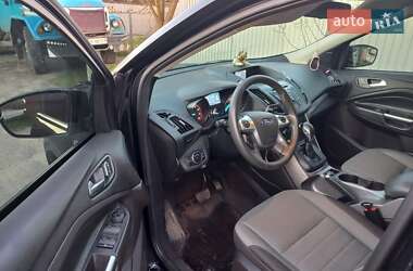 Внедорожник / Кроссовер Ford Escape 2015 в Городне