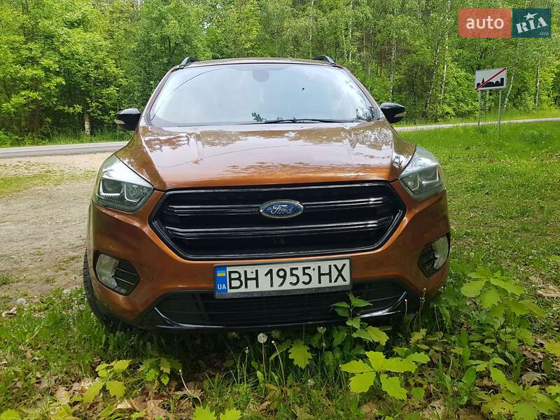 Позашляховик / Кросовер Ford Escape 2016 в Одесі