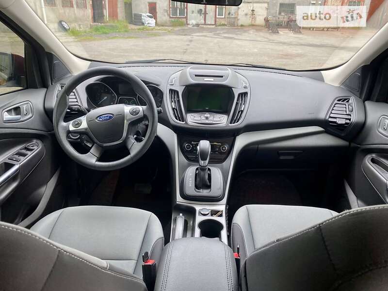 Позашляховик / Кросовер Ford Escape 2016 в Вінниці