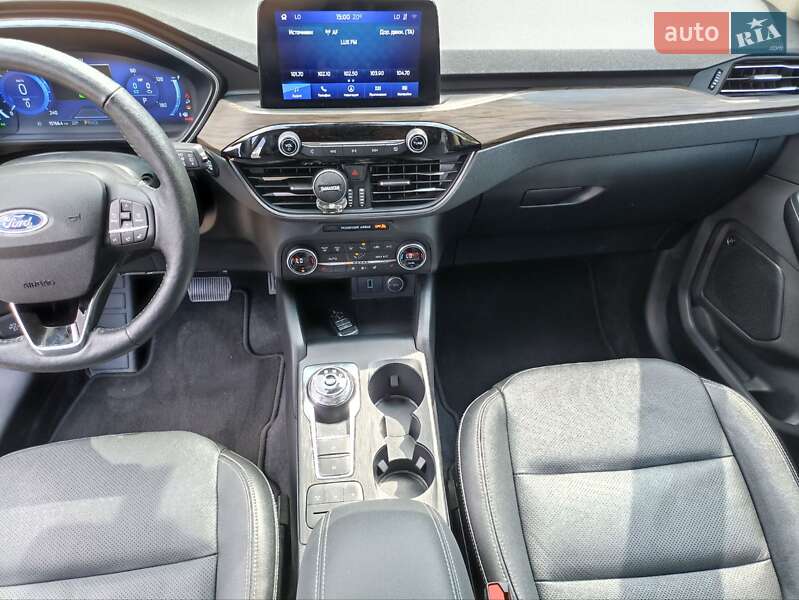 Позашляховик / Кросовер Ford Escape 2020 в Львові