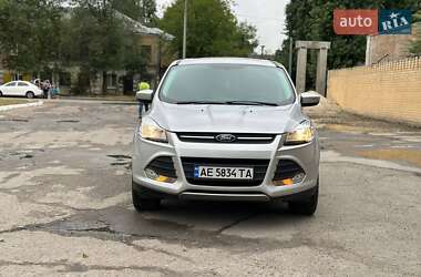 Внедорожник / Кроссовер Ford Escape 2015 в Днепре