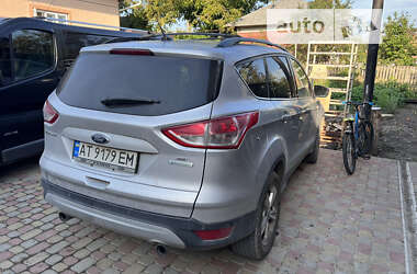 Внедорожник / Кроссовер Ford Escape 2012 в 