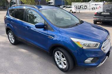 Внедорожник / Кроссовер Ford Escape 2016 в Ровно