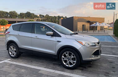 Внедорожник / Кроссовер Ford Escape 2012 в 