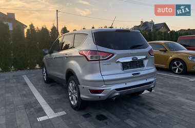 Внедорожник / Кроссовер Ford Escape 2012 в 