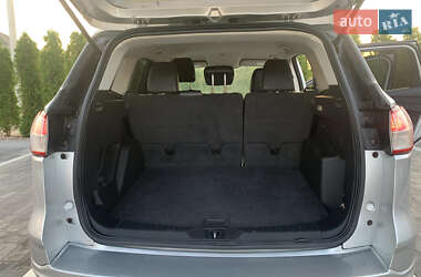 Внедорожник / Кроссовер Ford Escape 2012 в 
