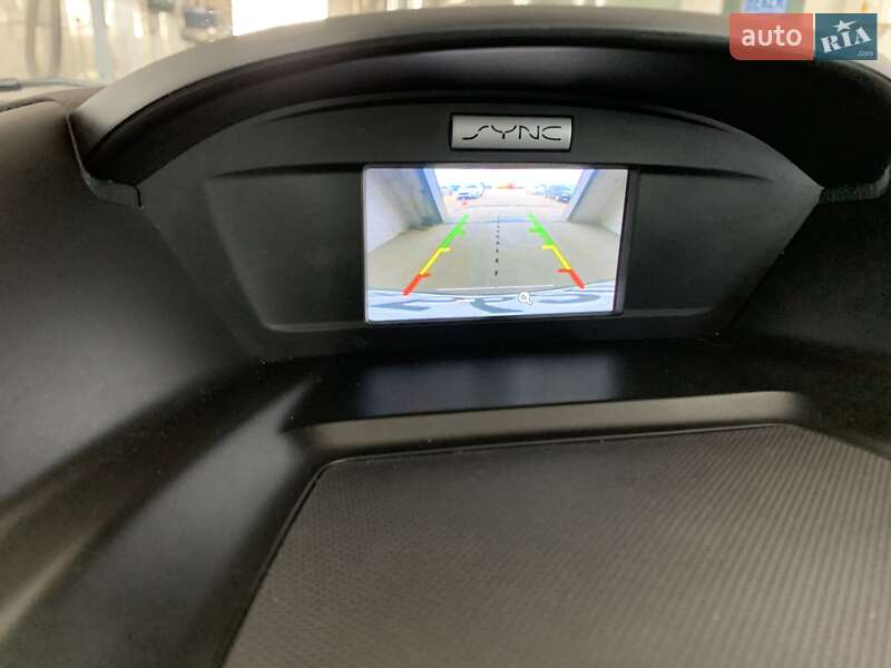 Внедорожник / Кроссовер Ford Escape 2017 в Киеве фото 7 Внедорожник / Кроссовер Ford Escape 2017 в Киеве