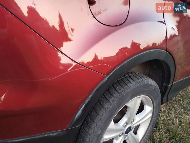 Внедорожник / Кроссовер Ford Escape 2016 в Шептицькому