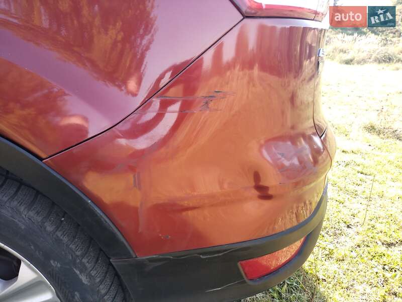 Внедорожник / Кроссовер Ford Escape 2016 в Шептицькому