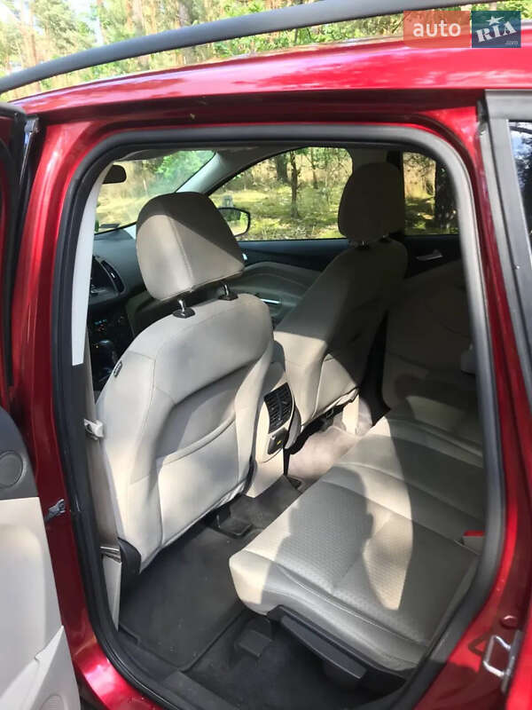 Внедорожник / Кроссовер Ford Escape 2017 в Львове