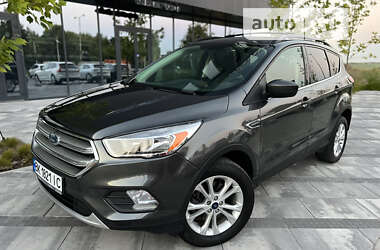 Внедорожник / Кроссовер Ford Escape 2019 в 