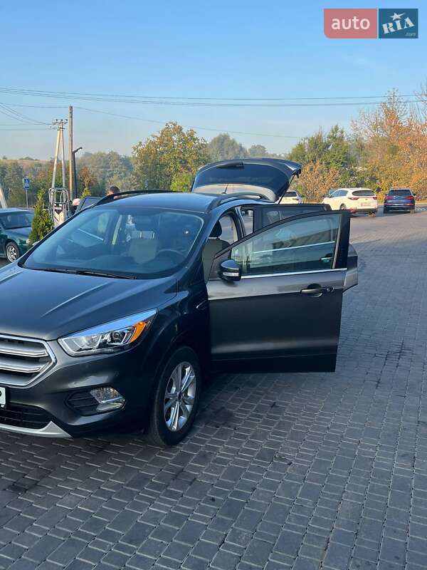 Внедорожник / Кроссовер Ford Escape 2017 в Фастове фото 10 Внедорожник / Кроссовер Ford Escape 2017 в Фастове