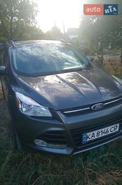 Внедорожник / Кроссовер Ford Escape 2012 в 