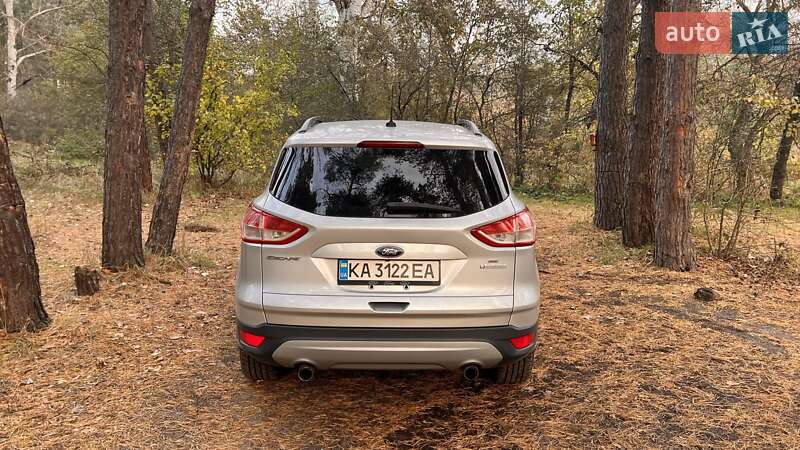 Позашляховик / Кросовер Ford Escape 2013 в Полтаві