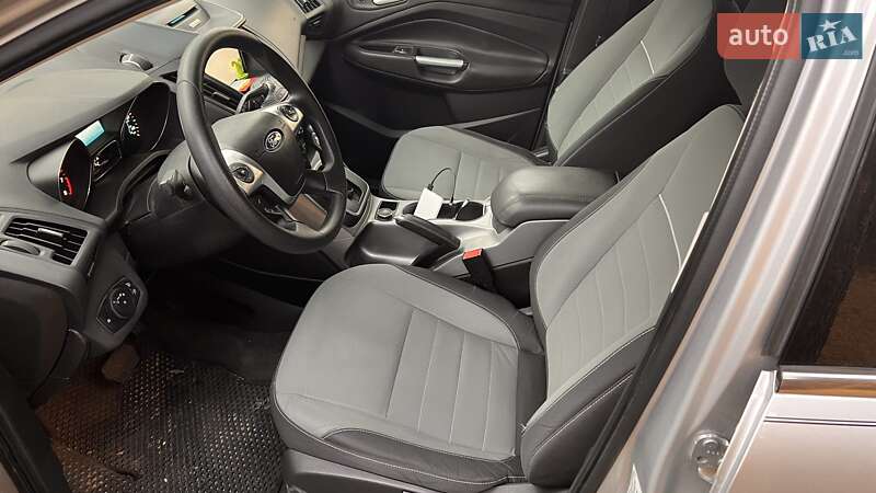 Позашляховик / Кросовер Ford Escape 2013 в Полтаві