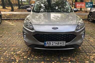 Внедорожник / Кроссовер Ford Escape 2021 в 