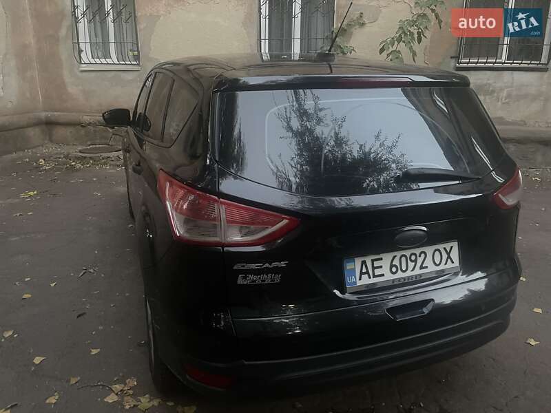 Внедорожник / Кроссовер Ford Escape 2012 в Кривом Роге