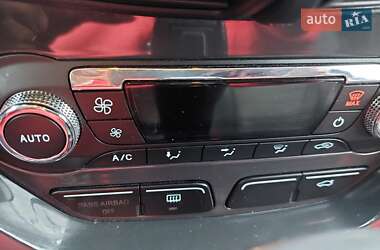 Внедорожник / Кроссовер Ford Escape 2015 в 