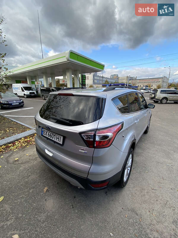 Внедорожник / Кроссовер Ford Escape 2016 в Киеве фото 4 Внедорожник / Кроссовер Ford Escape 2016 в Киеве