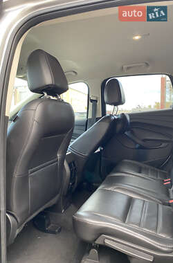 Внедорожник / Кроссовер Ford Escape 2016 в Киеве