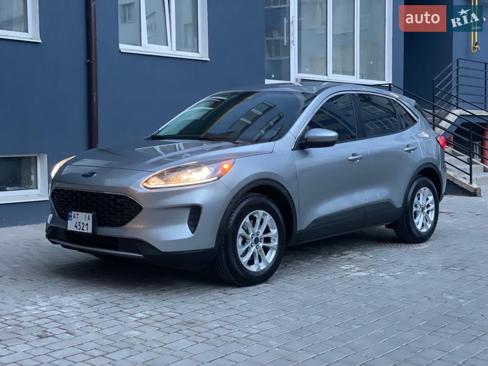 2022 Ford Escape - мініатюра 2