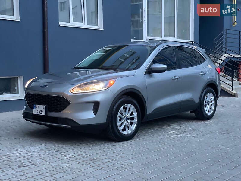 Позашляховик / Кросовер Ford Escape 2022 в Івано-Франківську