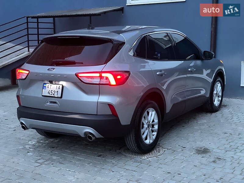 Внедорожник / Кроссовер Ford Escape 2022 в Ивано-Франковске