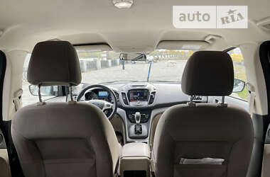 Внедорожник / Кроссовер Ford Escape 2014 в 