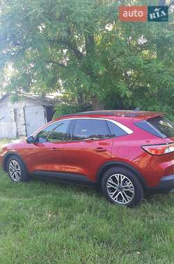 Внедорожник / Кроссовер Ford Escape 2021 в Киеве