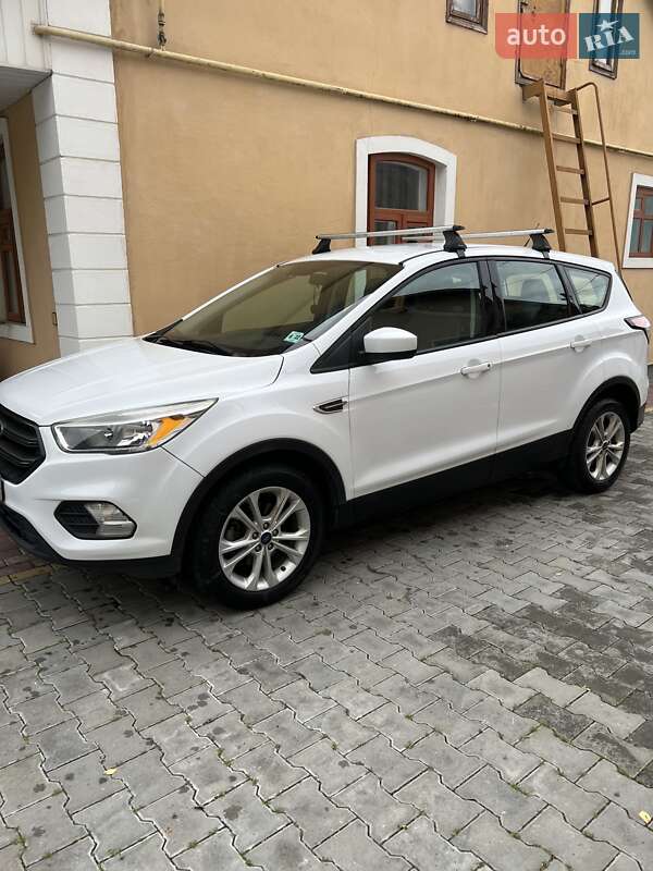 Ford Escape 2017