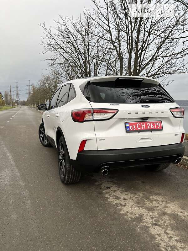 Внедорожник / Кроссовер Ford Escape 2022 в Рогатине