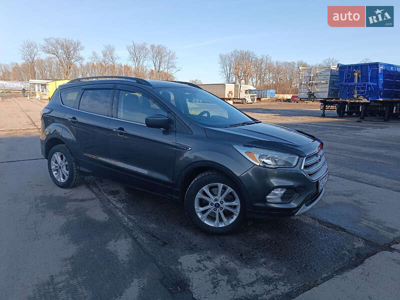 Внедорожник / Кроссовер Ford Escape 2017 в Виннице
