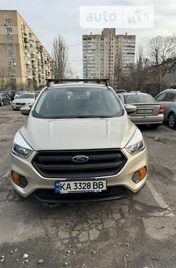 Позашляховик / Кросовер Ford Escape 2017 в Києві