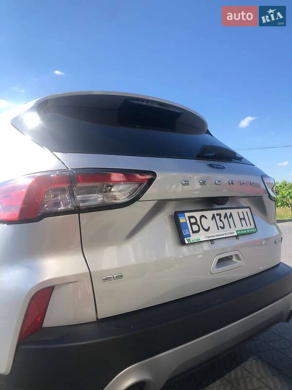 Внедорожник / Кроссовер Ford Escape 2020 в Стрые