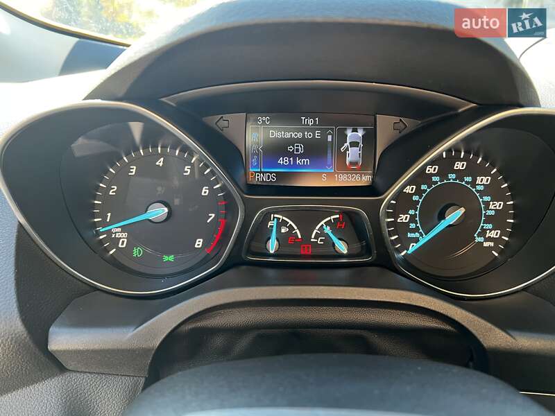 Внедорожник / Кроссовер Ford Escape 2013 в Ровно