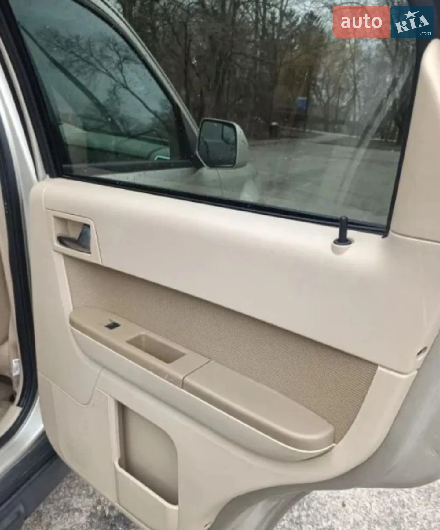 2011 Ford Escape - мініатюра 8